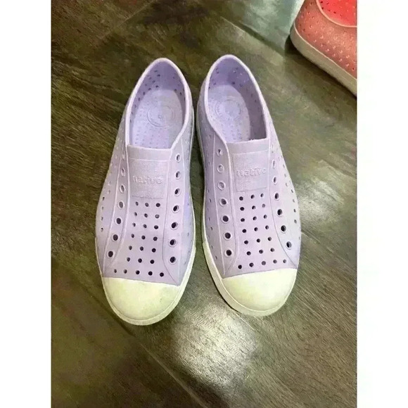 Native Shoes Other - Native Jefferson Shoes Kid J4